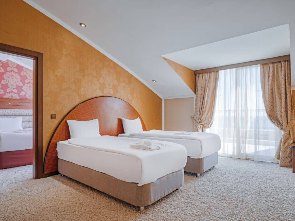 rooms-king-suite