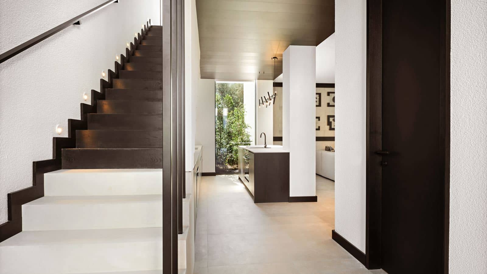 rooms-residence-garden-2+1