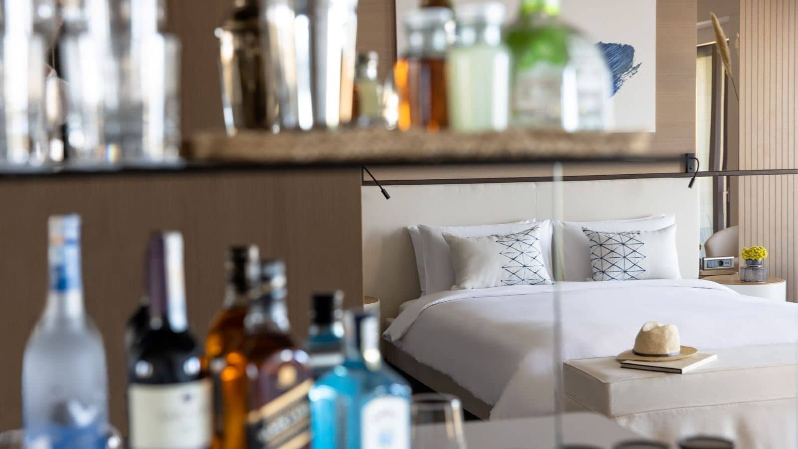 rooms-deluxe-sea-view