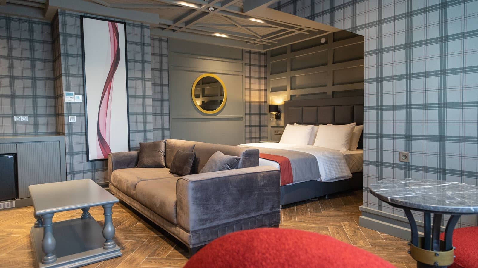 rooms-deluxe-room