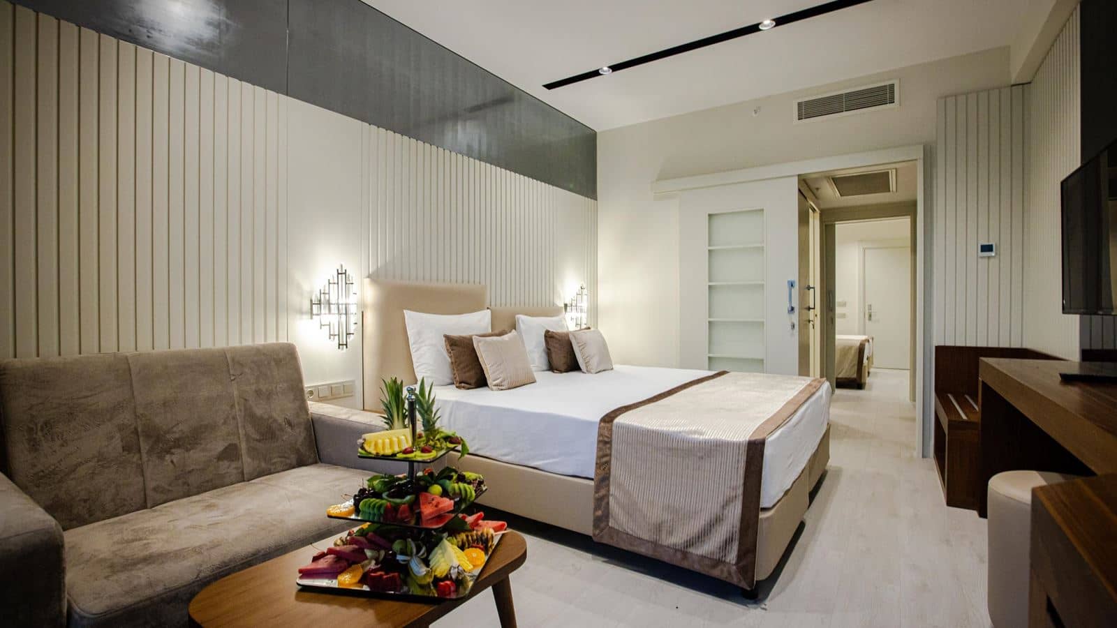 rooms-family-room