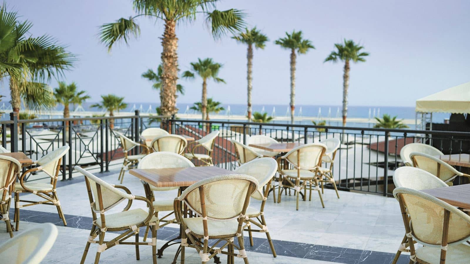 bars-beach-bar