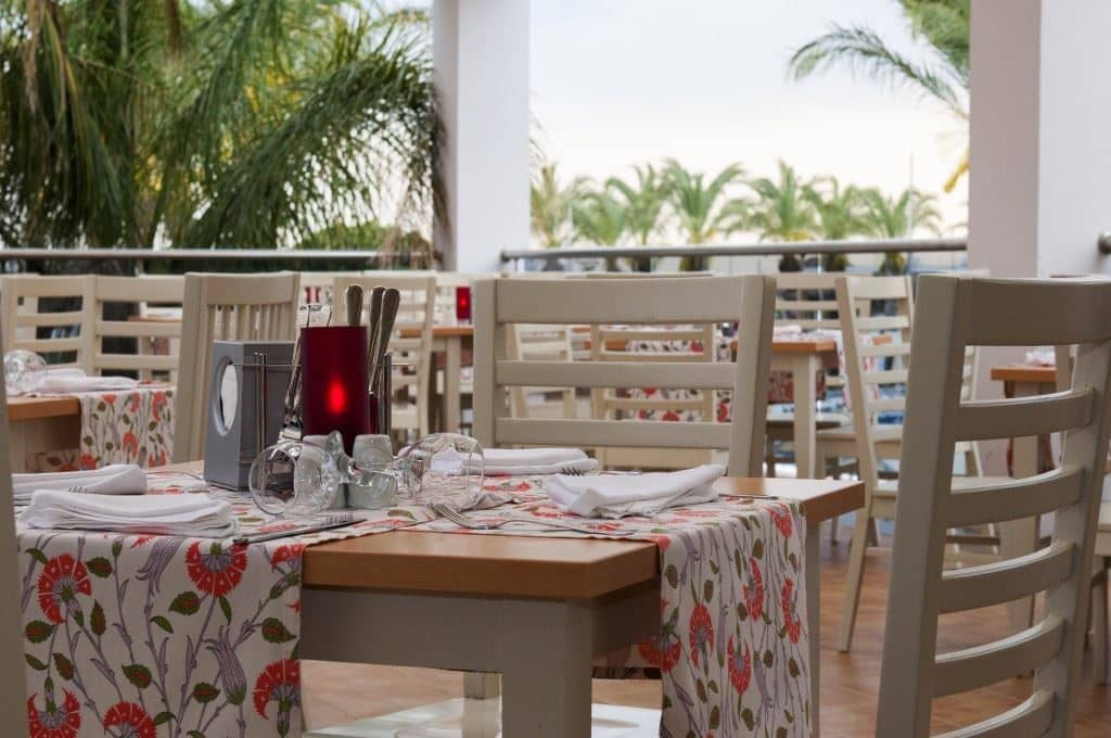 restaurants-