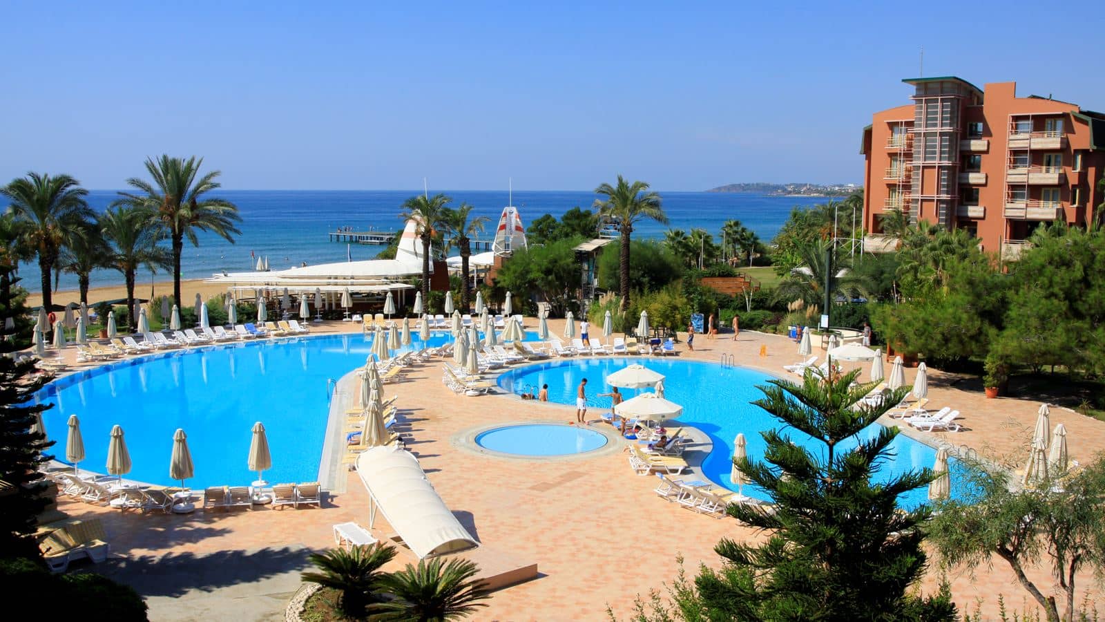 pools-outdoor-pool