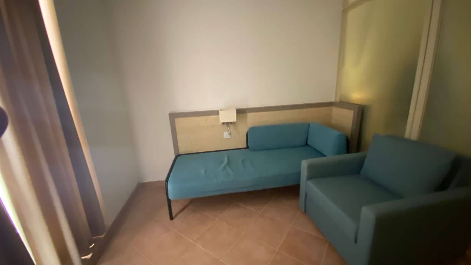 rooms-standard-large-land-view