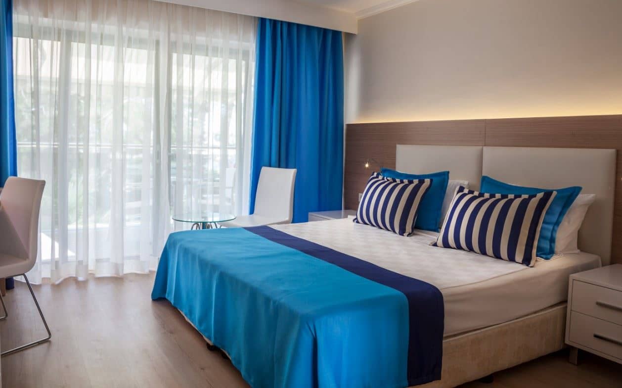 rooms-standart-land-view