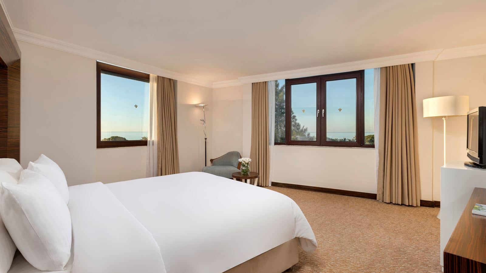 rooms-jacuzzi-suite