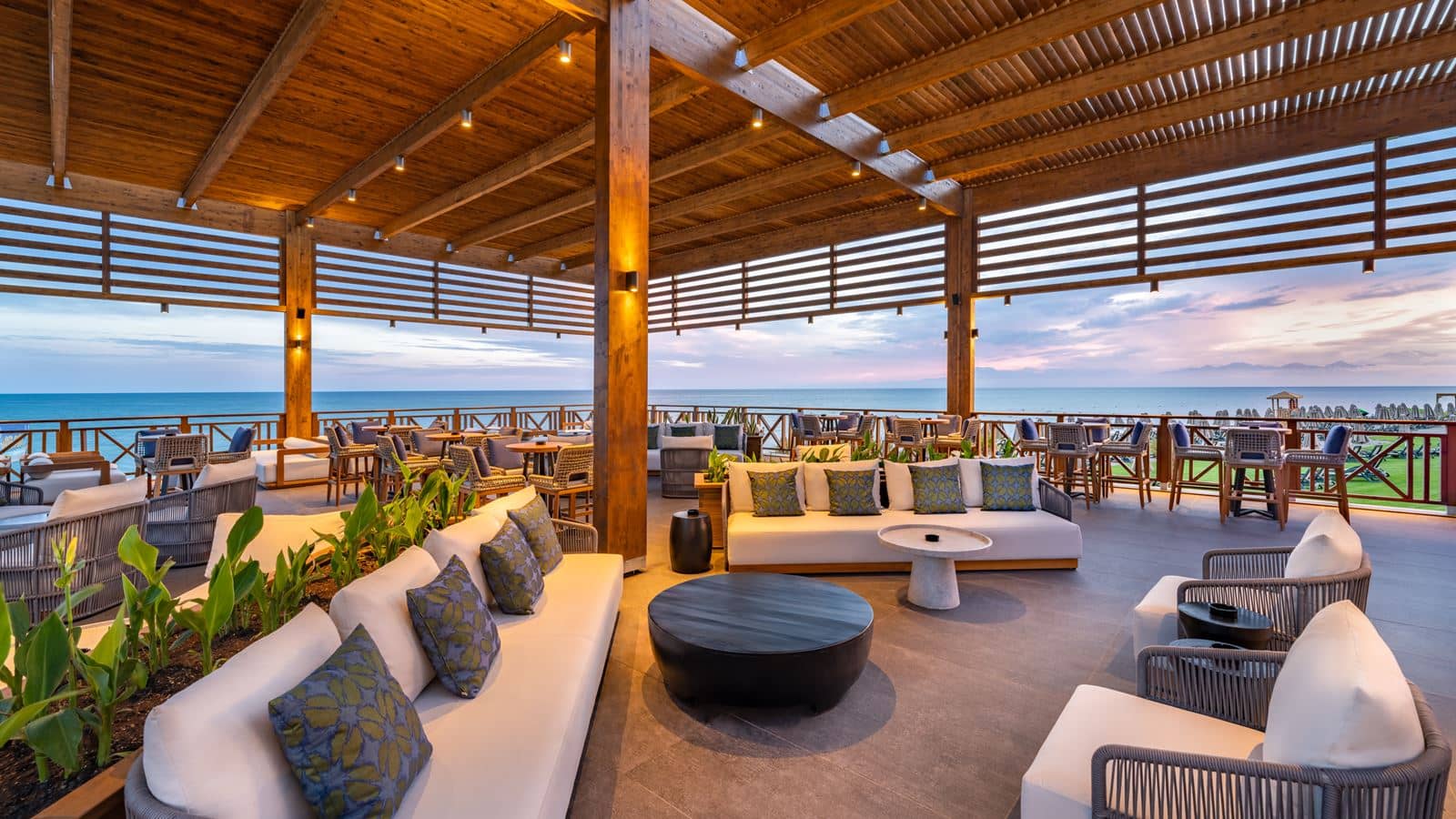 bars-beach-lounge