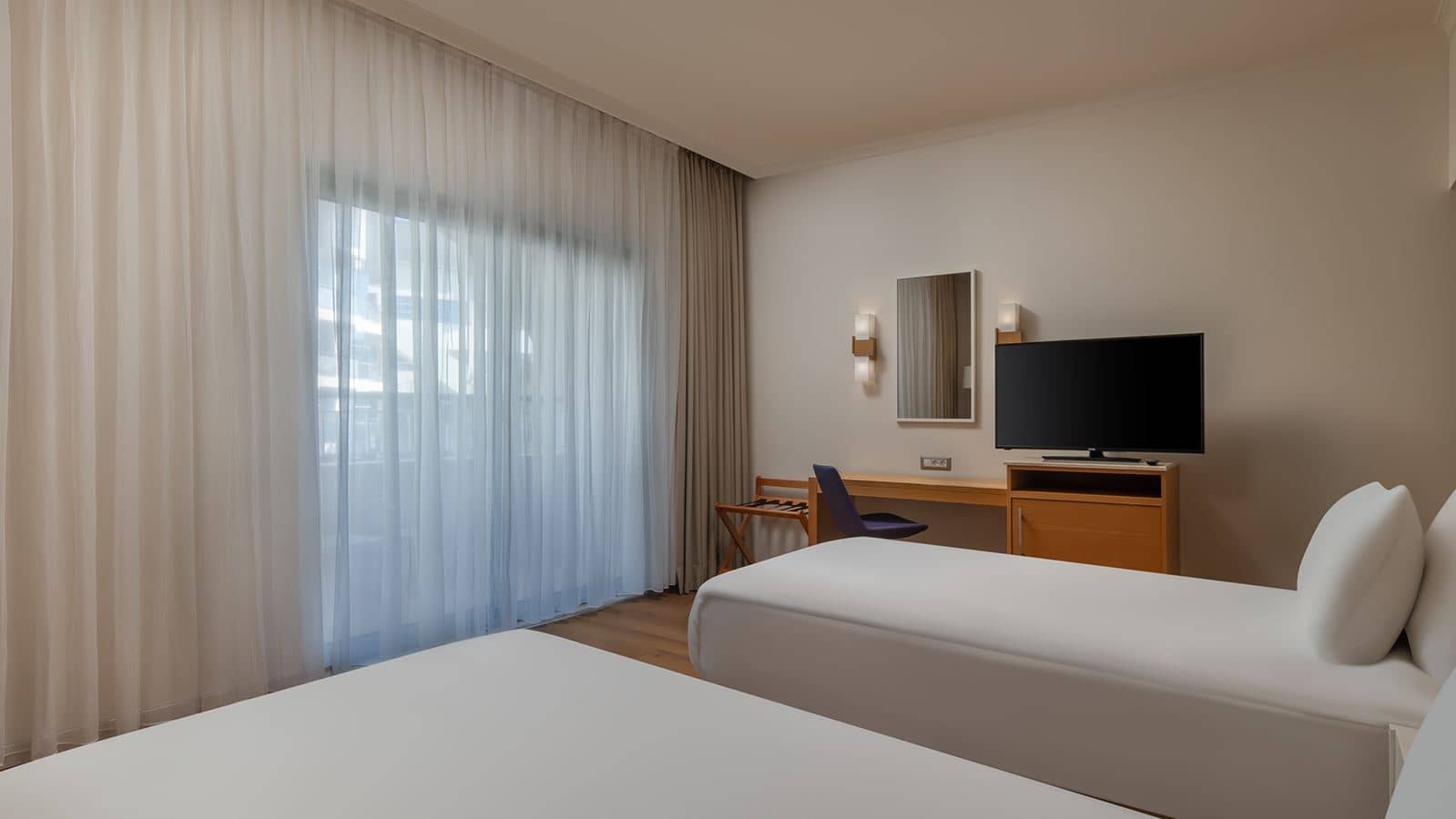 rooms-family-room