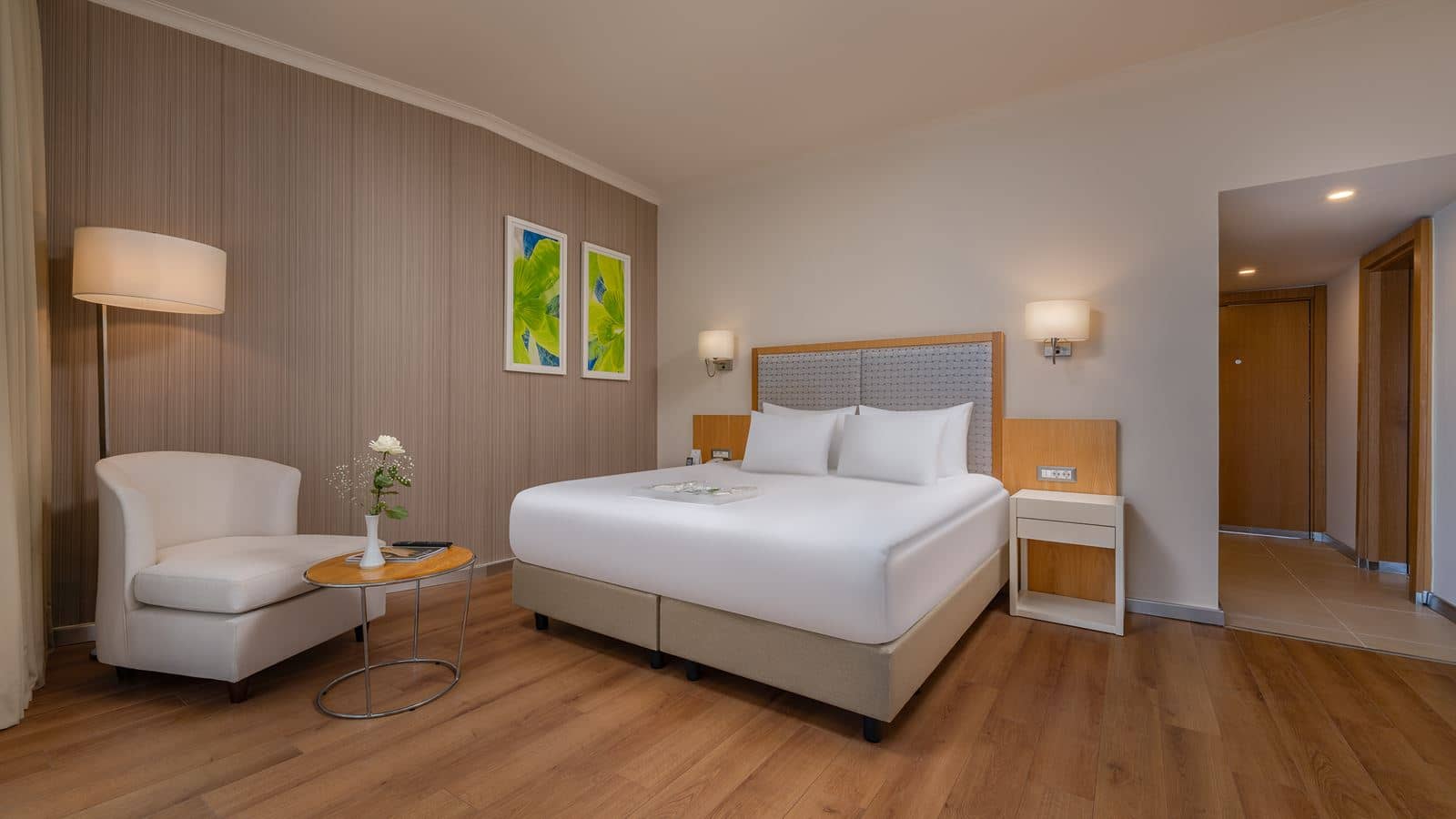rooms-family-room