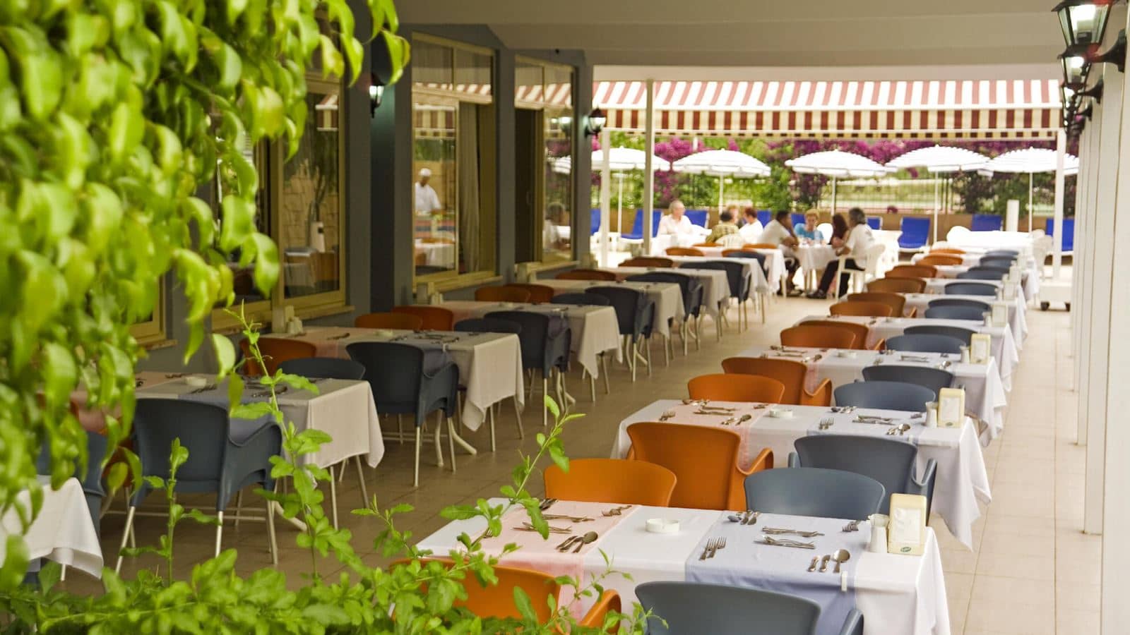 restaurants-restaurants