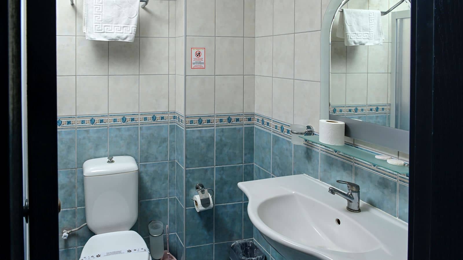 rooms-standard-room