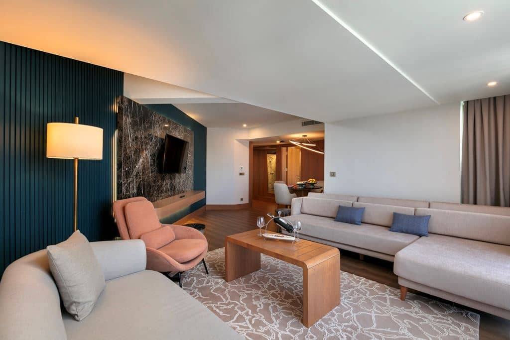 rooms-king-suite