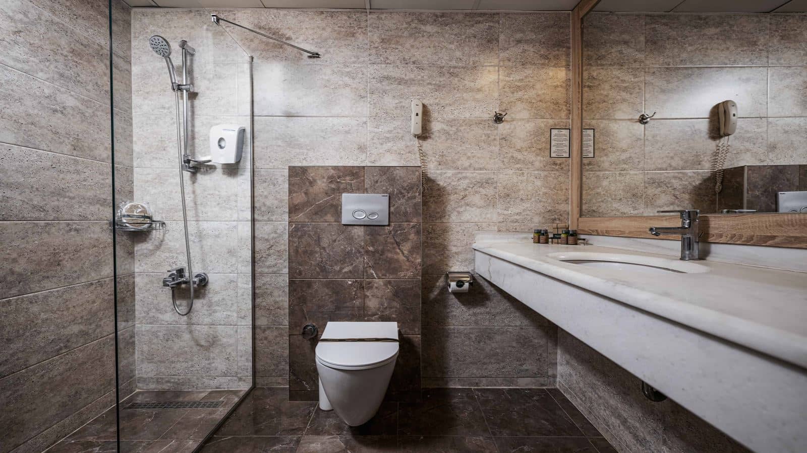 rooms-king-suite
