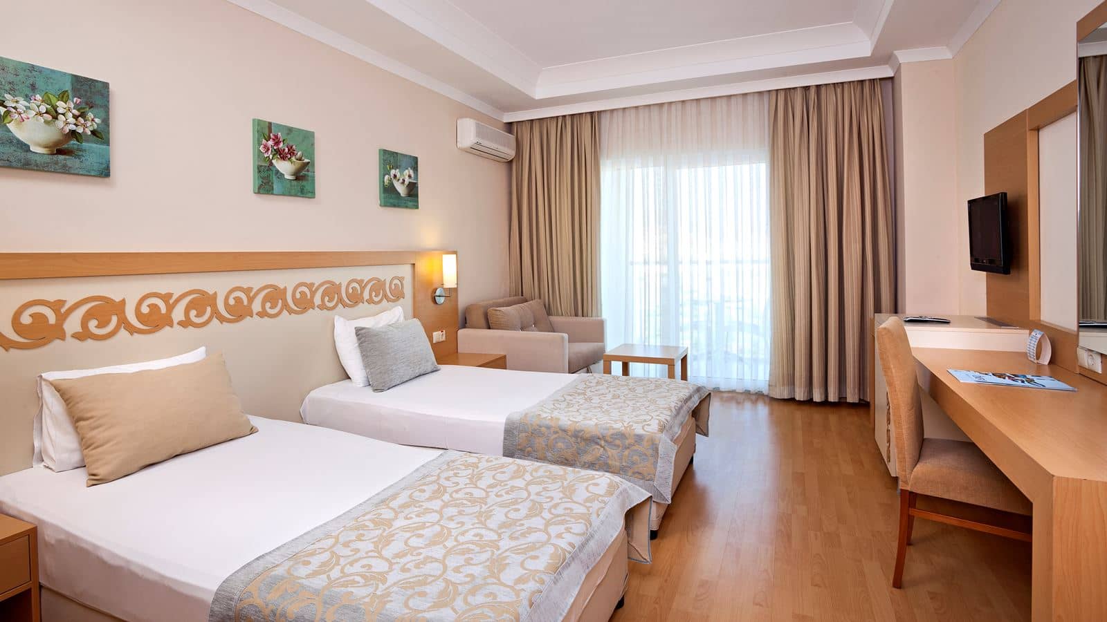 rooms-standard-room