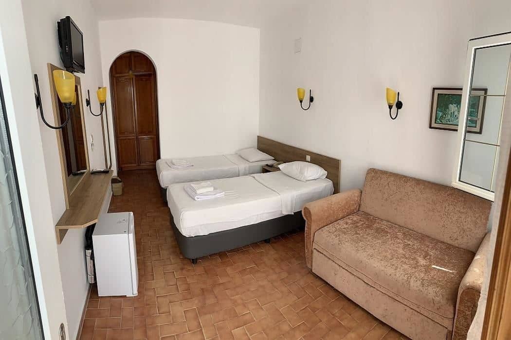 rooms-patio-room
