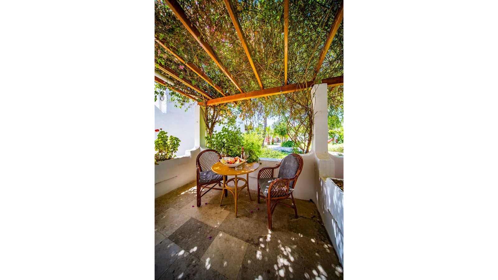 rooms-patio-room