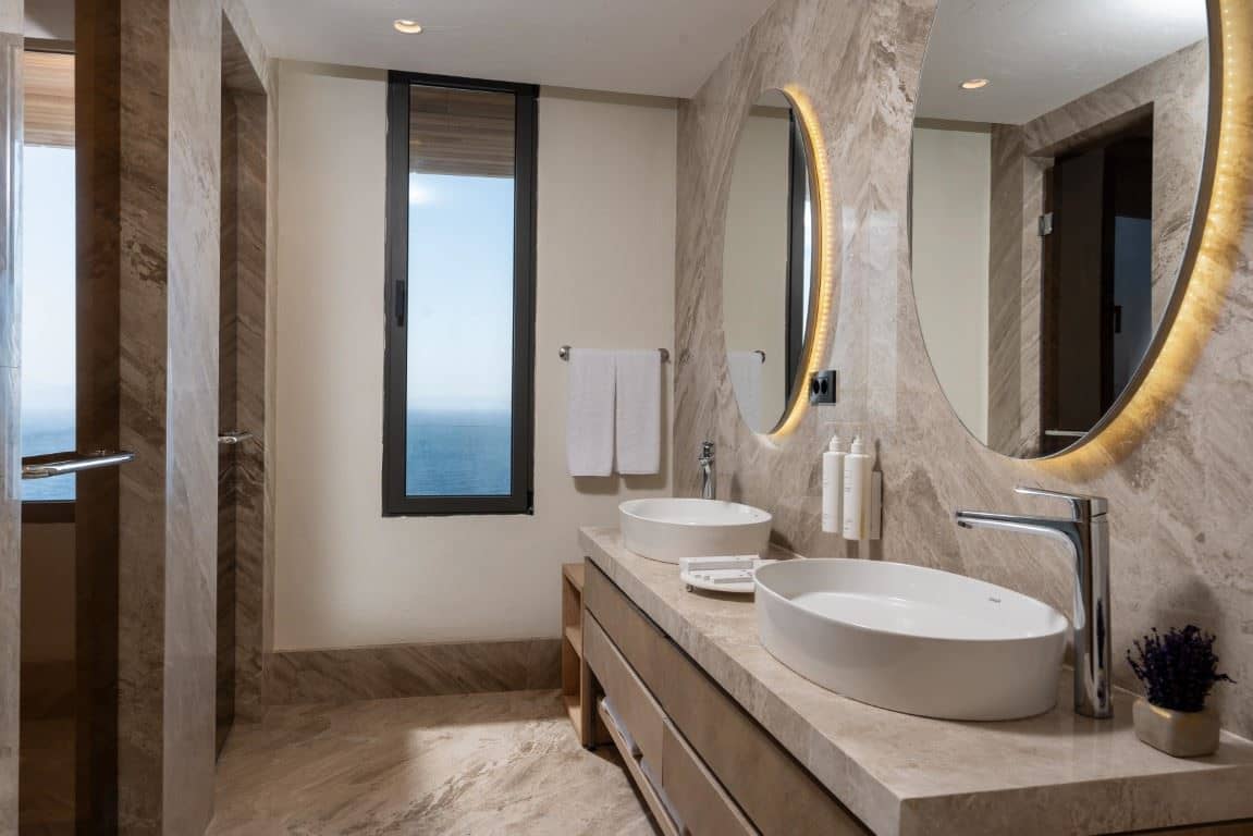 rooms-family-suite-sea-view