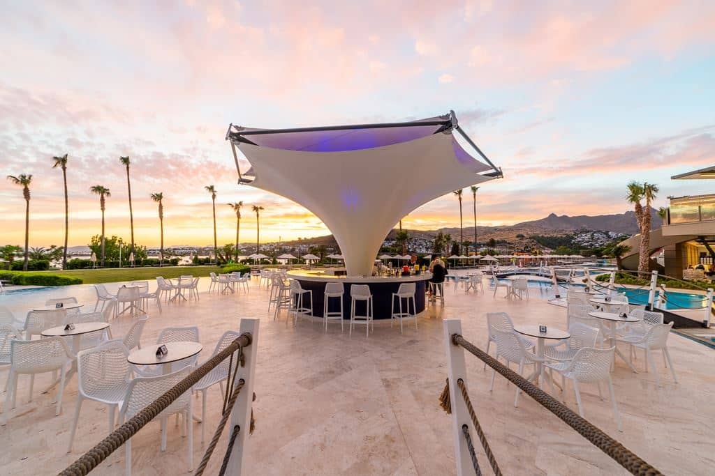 bars-island-bar