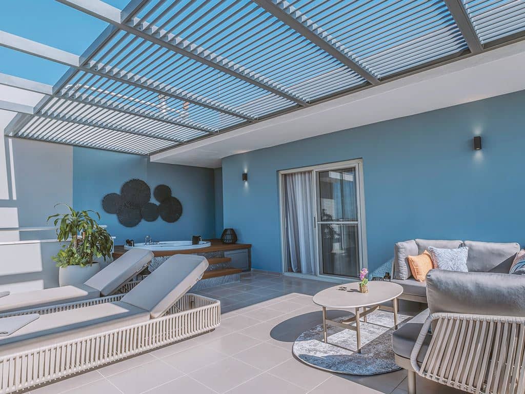 rooms-penthouse-suite-with-jacuzzi-direct-sea-and-ancient-theatre-view-+9