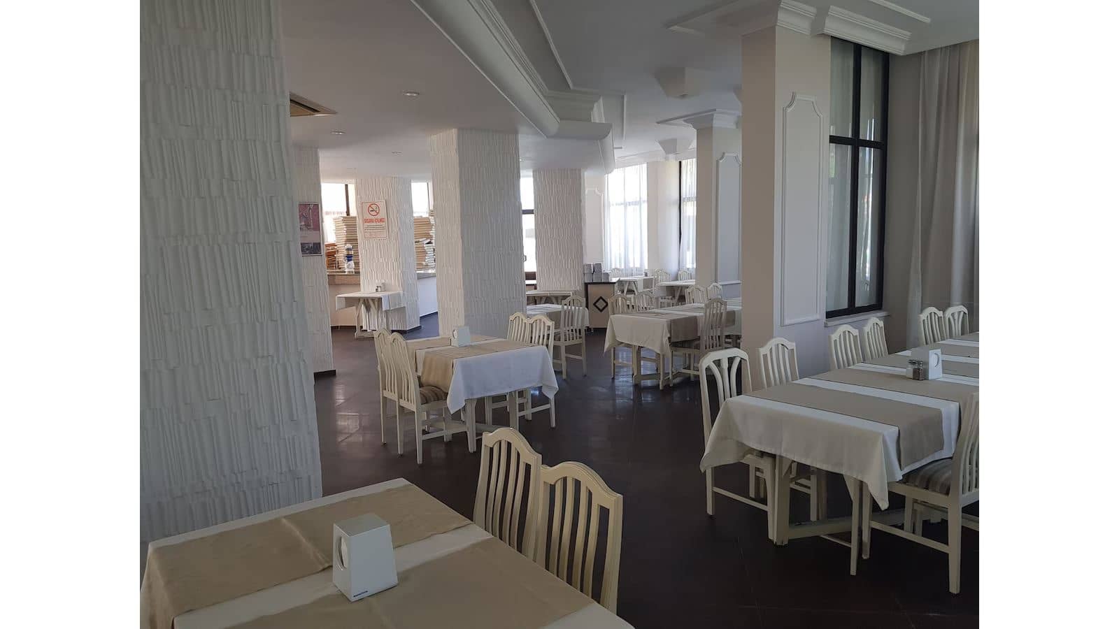 restaurants-restaurants