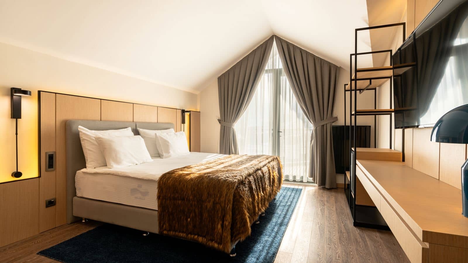 rooms-deluxe-family