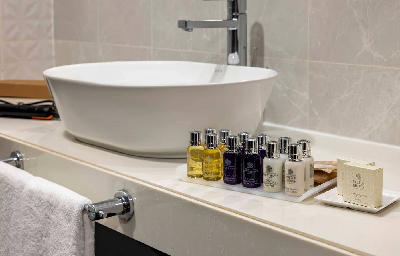 rooms-deluxe-royal-suite