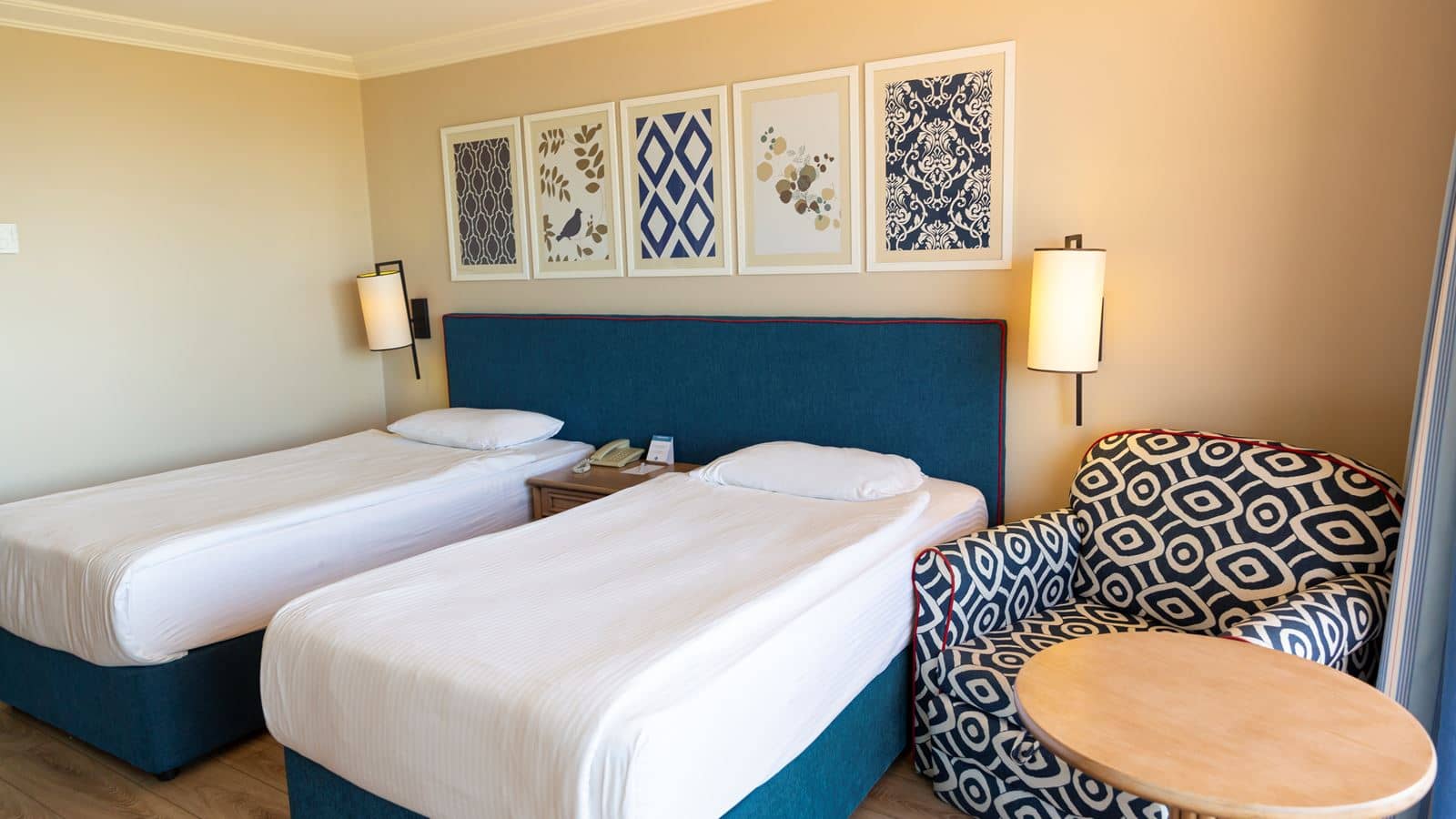 rooms-family-room