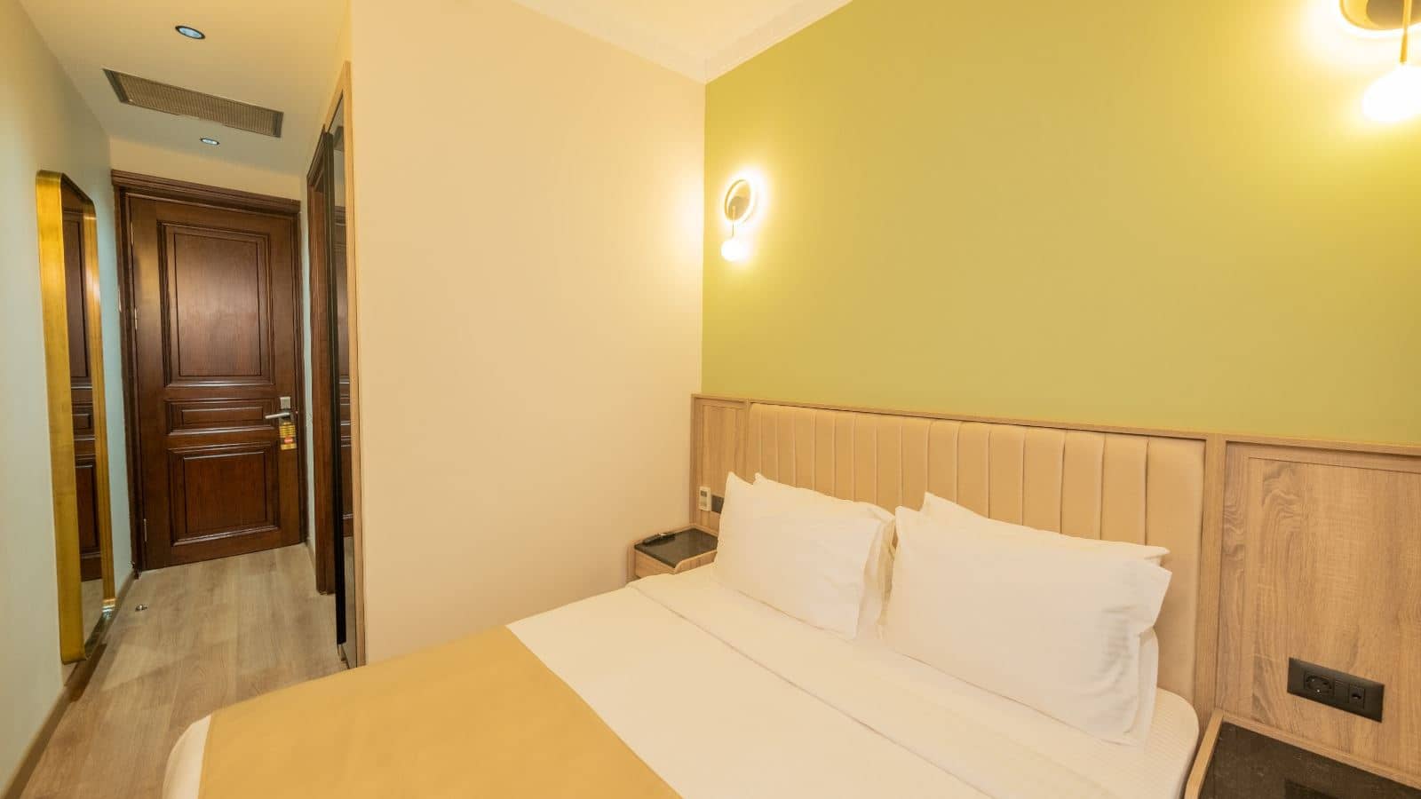 rooms-economy-room