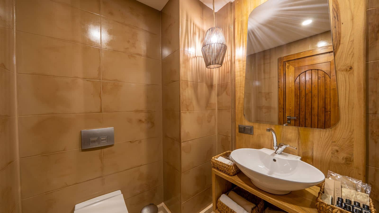 rooms-deluxe-room-with-sea-view