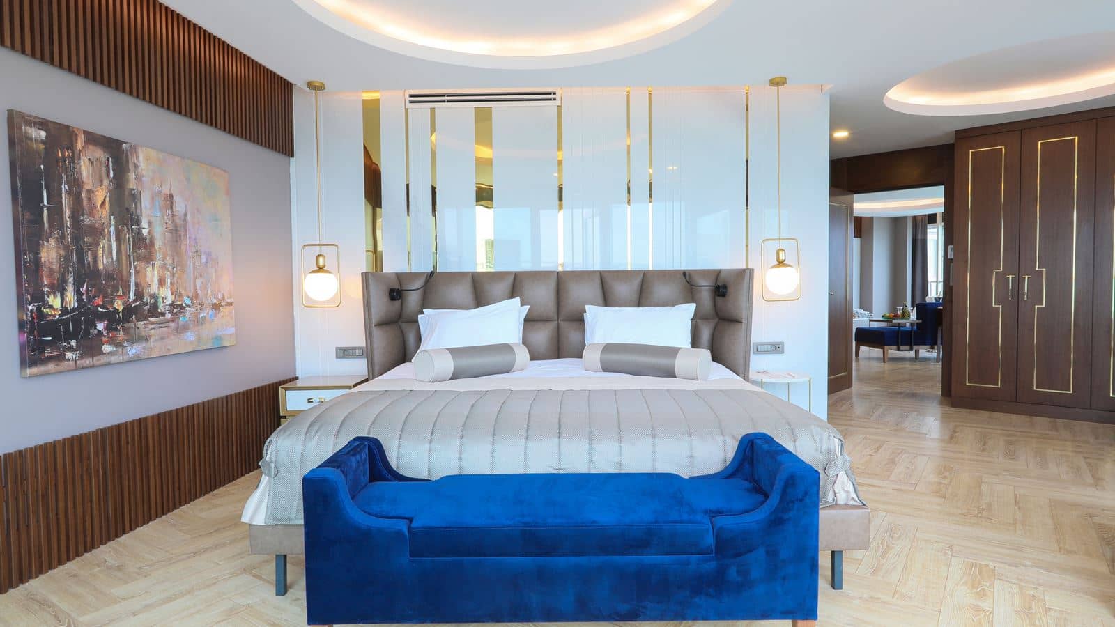rooms-king-suite