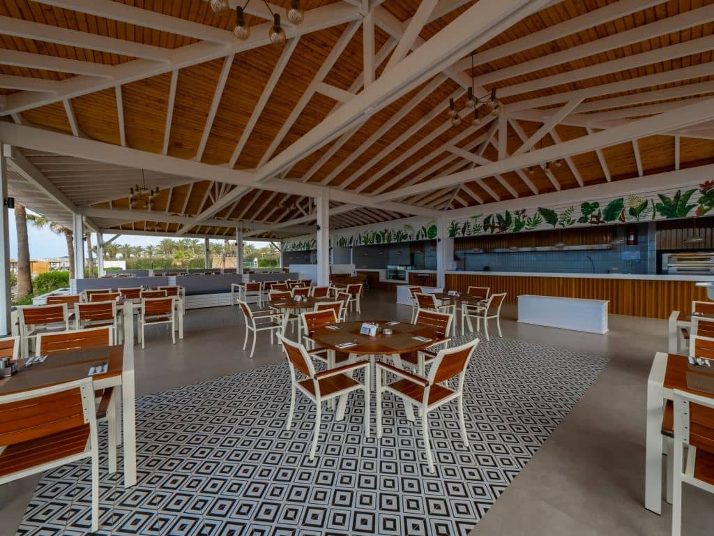 restaurants-