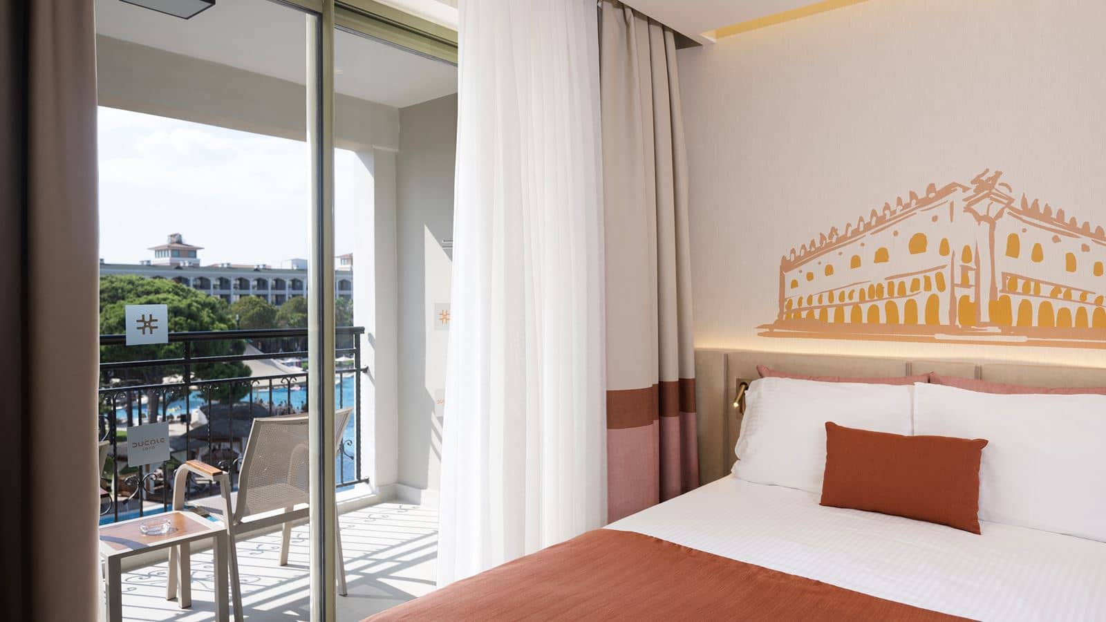 rooms-deluxe-standard-pool-view-room
