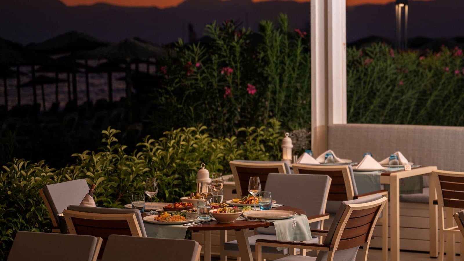 restaurants-gusto-italian-snack-restaurant
