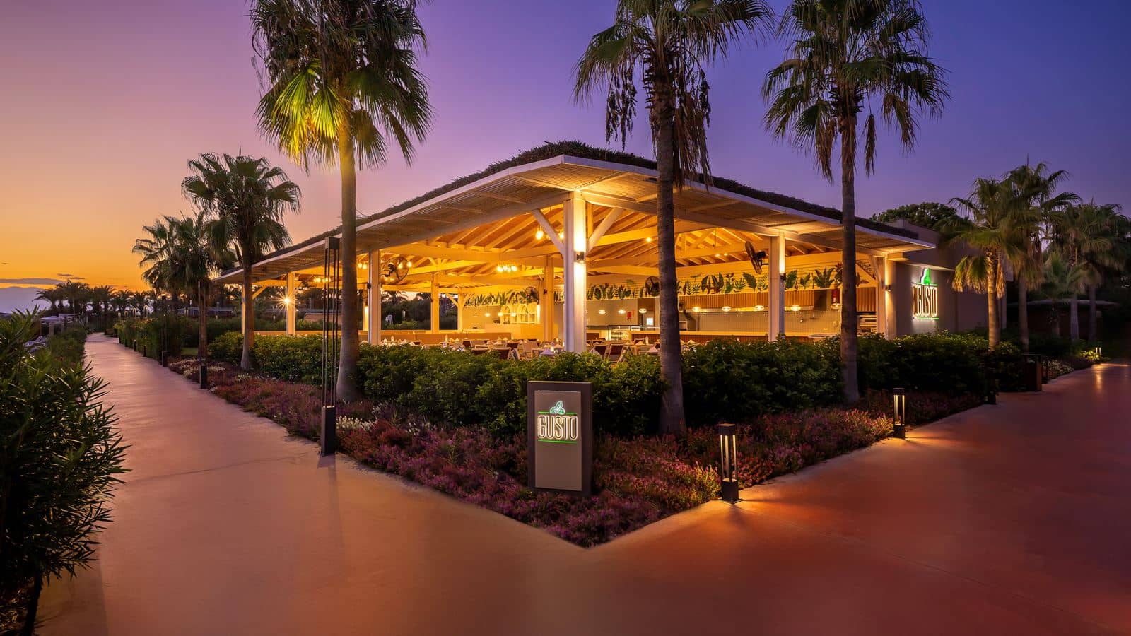 restaurants-gusto-italian-snack-restaurant