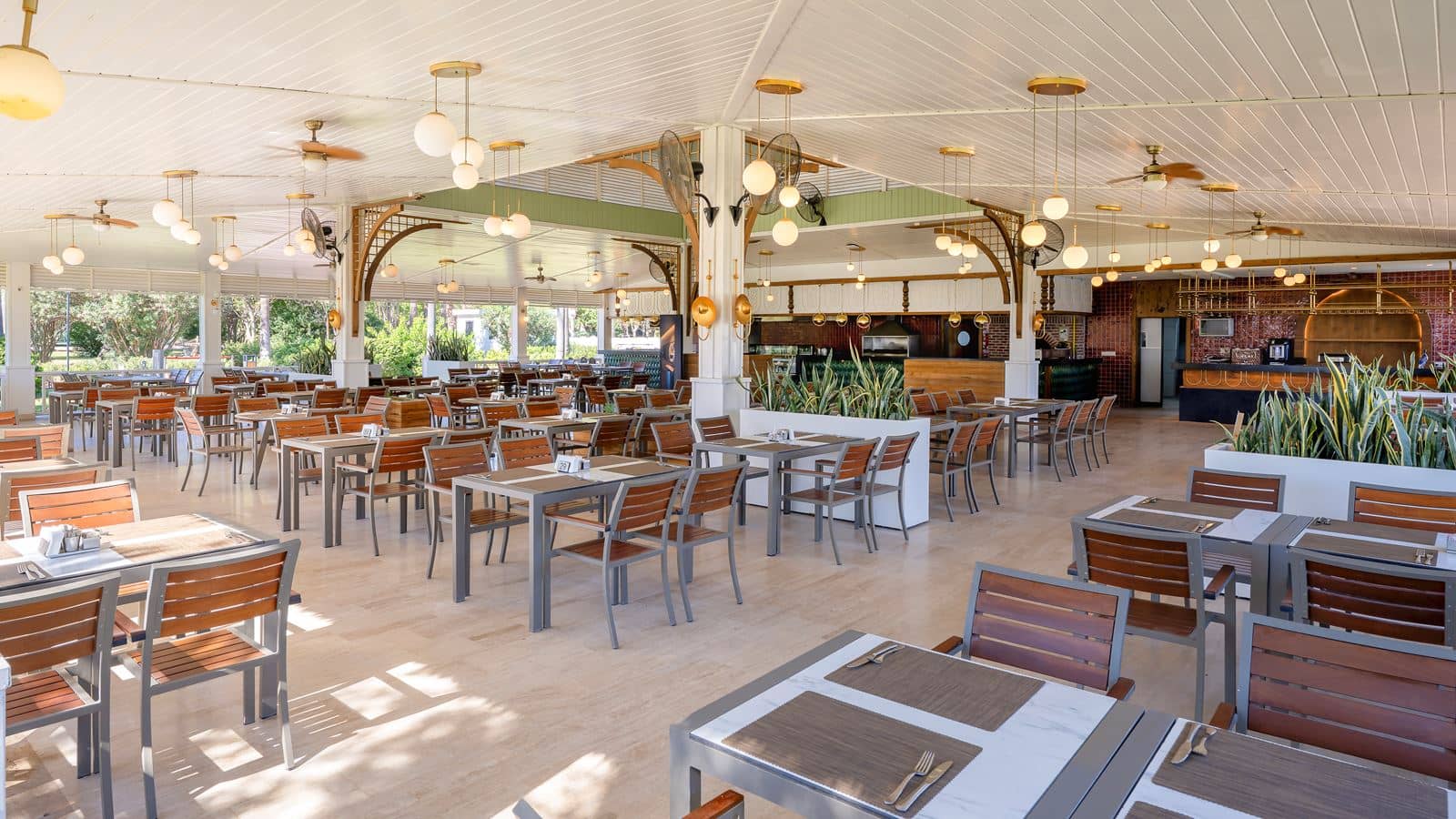 restaurants-meze-turkish-alacarte-restaurant