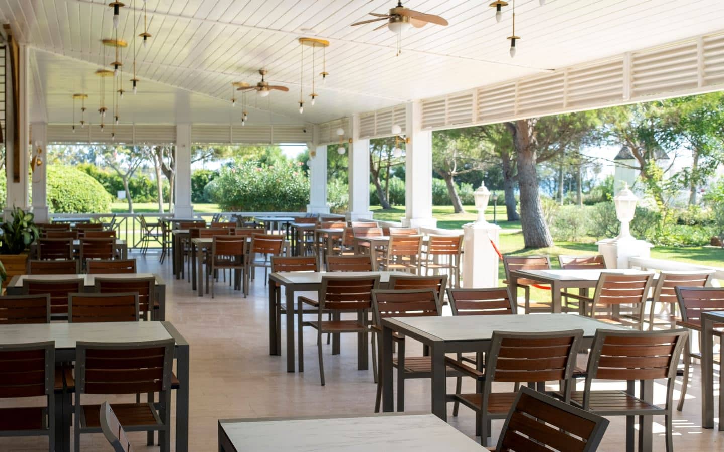 restaurants-meze-turkish-alacarte-restaurant