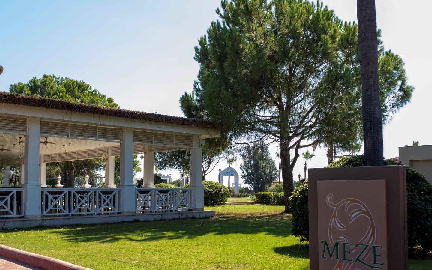 restaurants-meze-turkish-alacarte-restaurant
