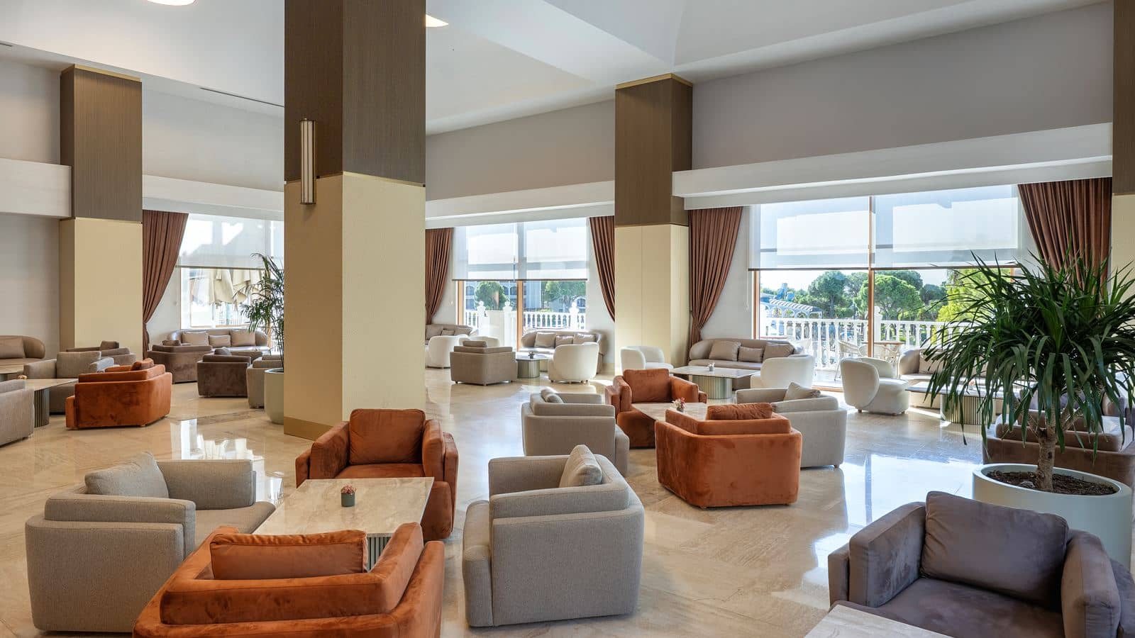 bars-fora-lobby-bar