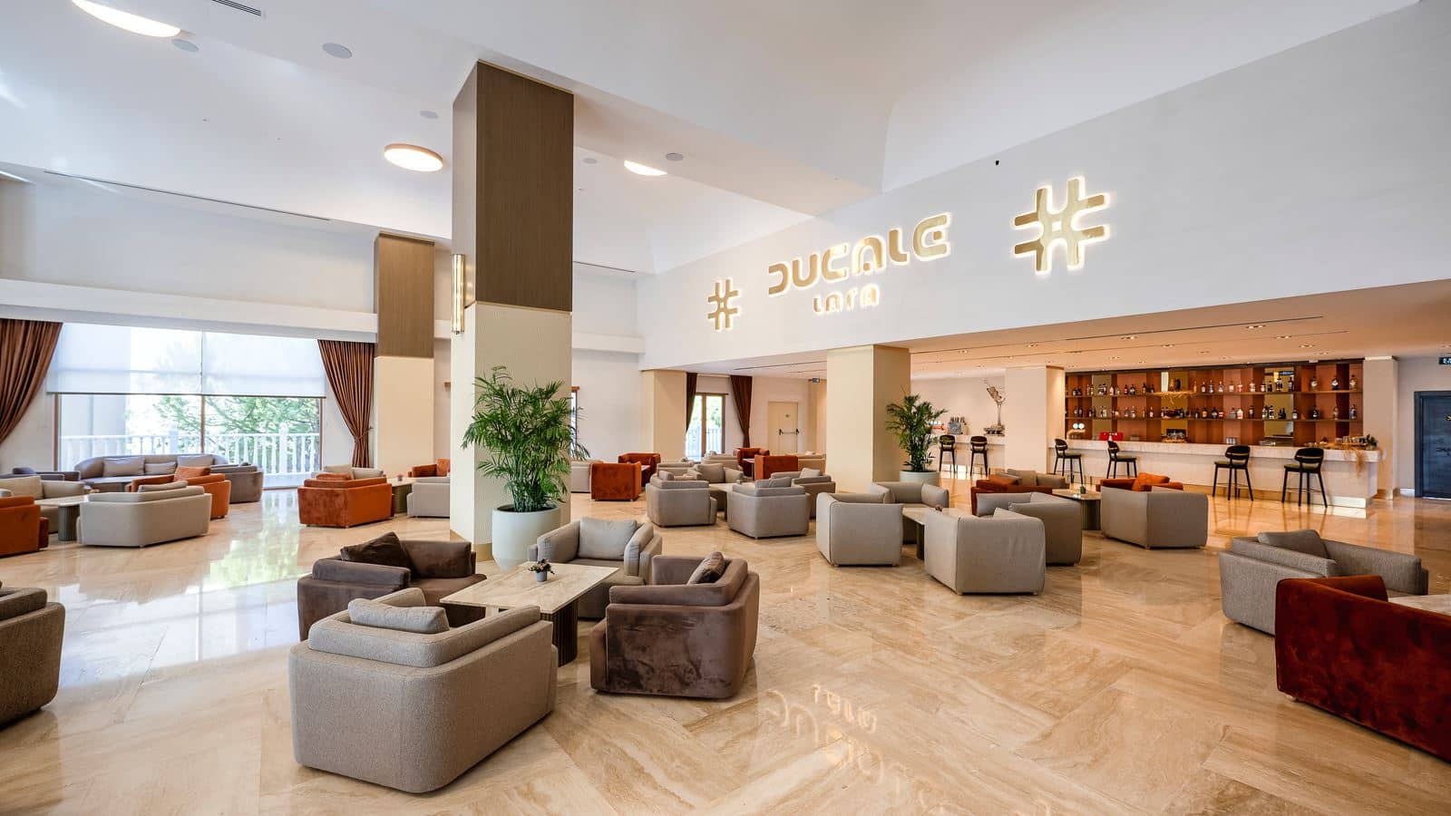 bars-fora-lobby-bar