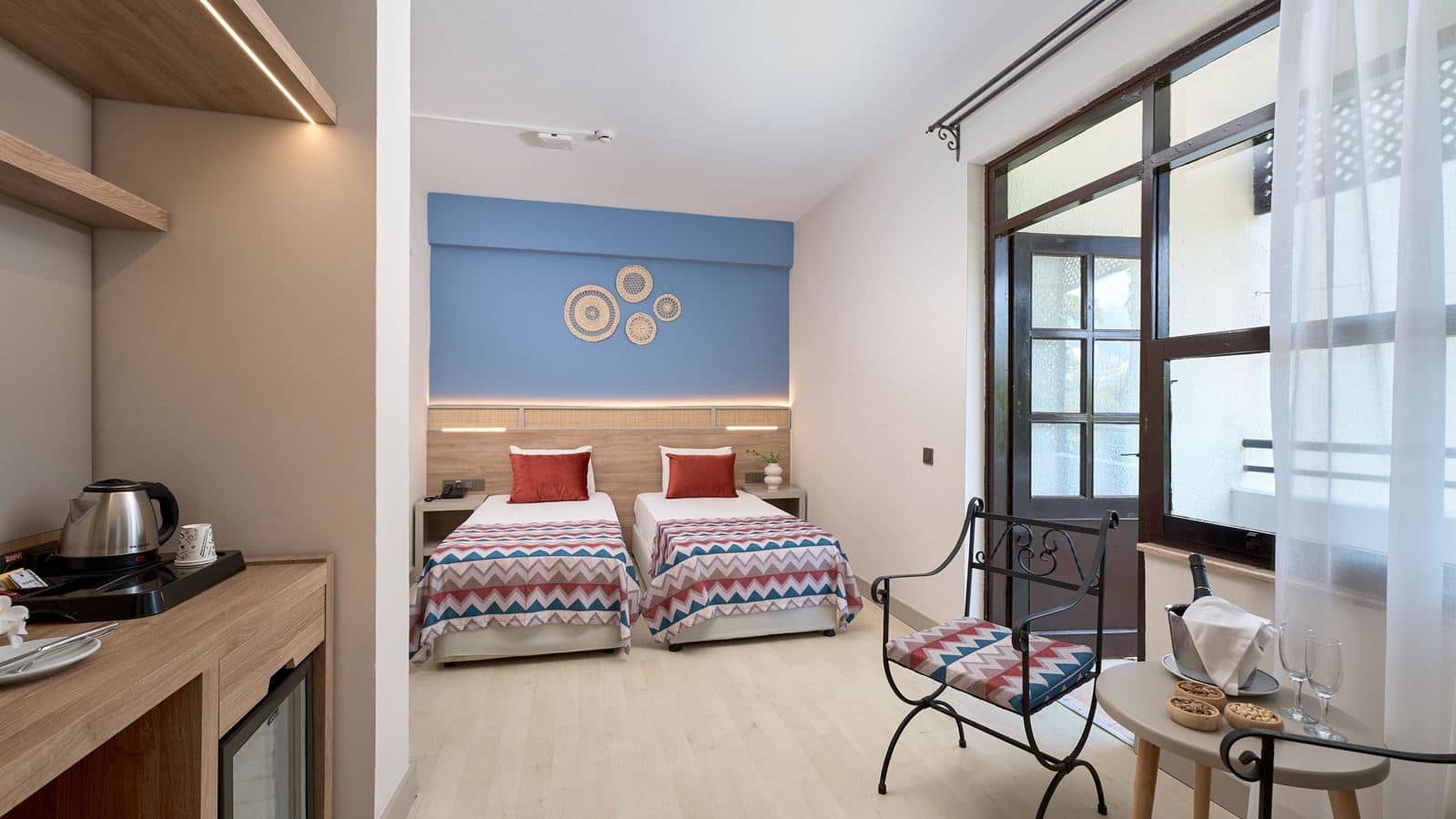 rooms-standard-room