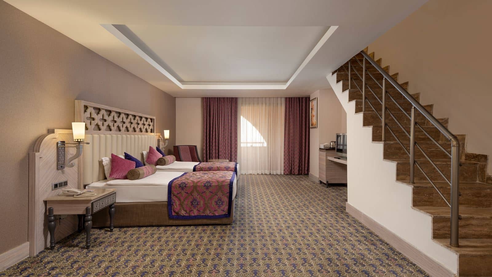 rooms-duplex-family-room