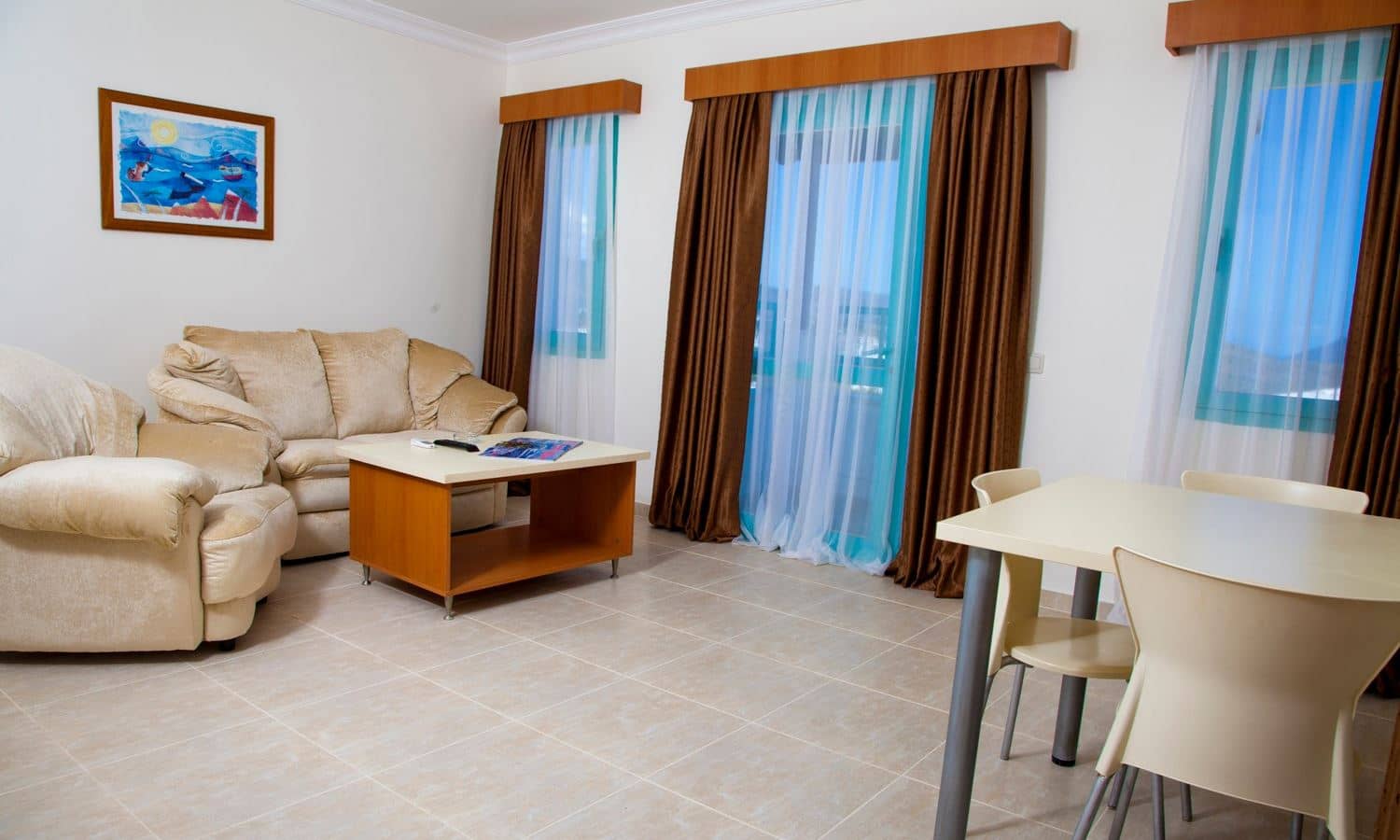 rooms-family-rooms