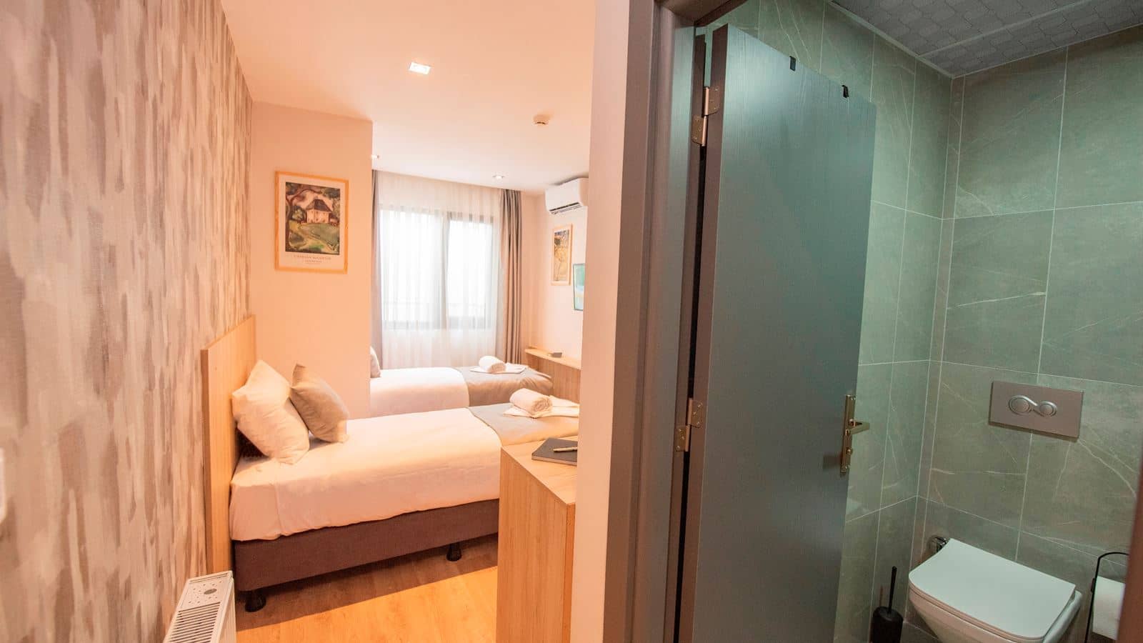 rooms-standard-room