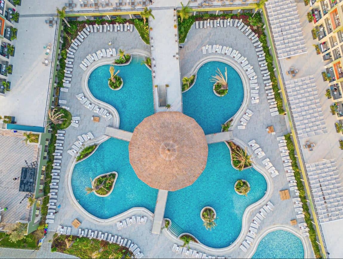 pools-outdoor-pool