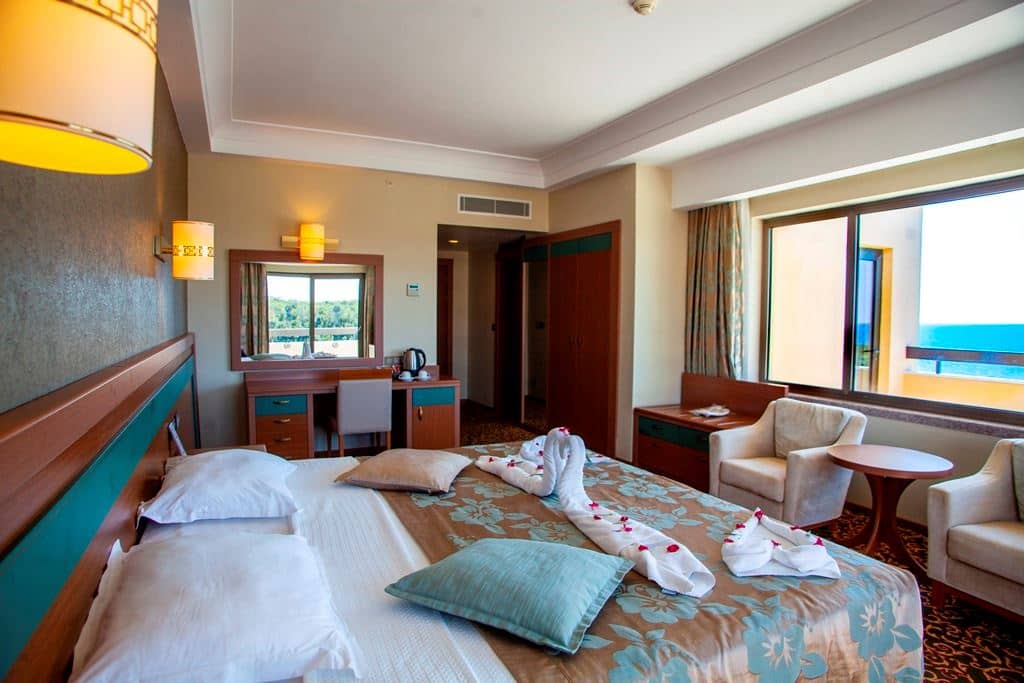 rooms-family-deluxe-room-connected