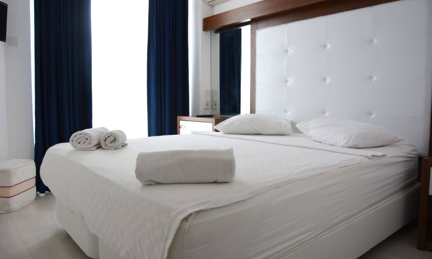 rooms-standard-room