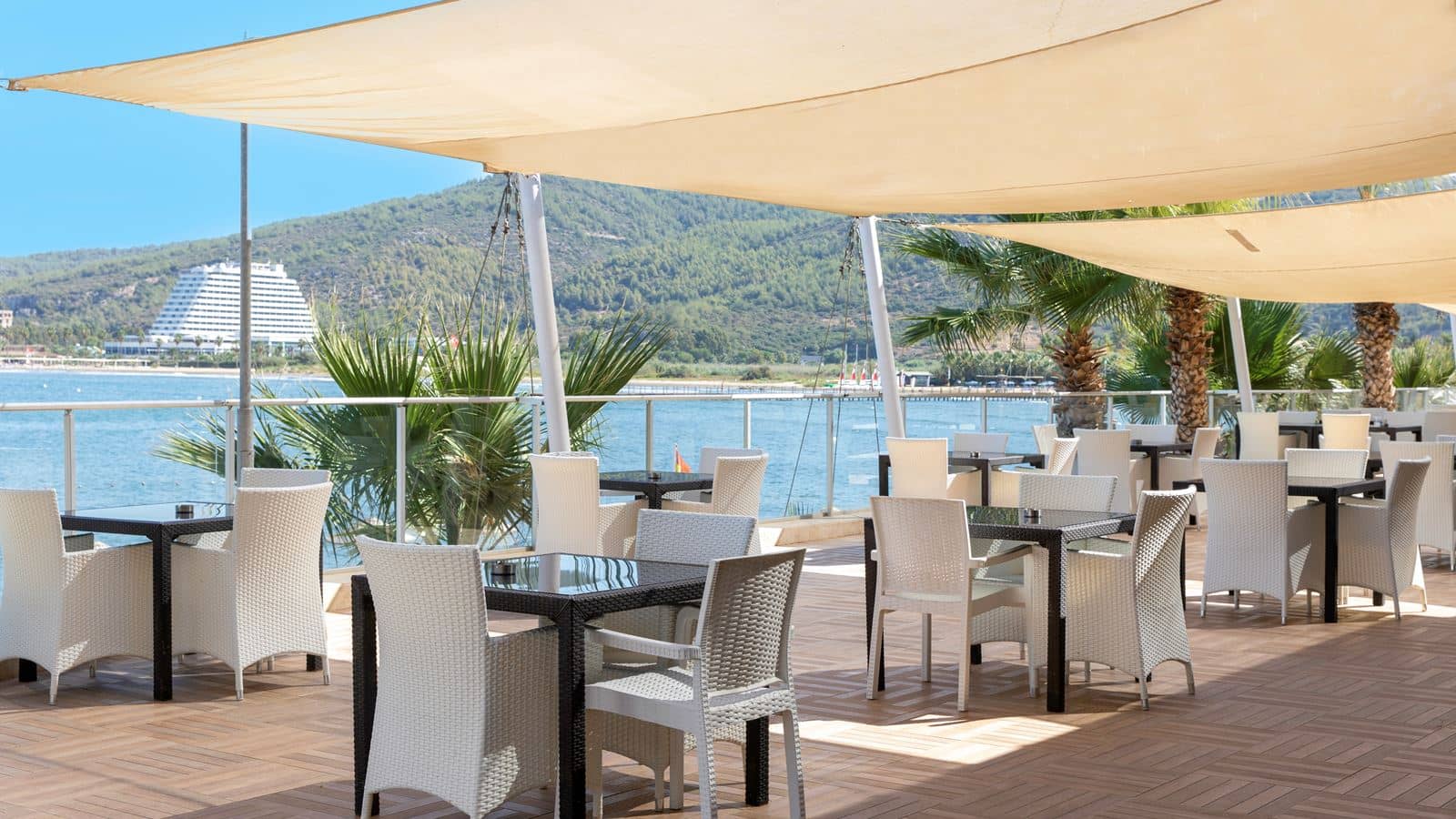 bars-beach-bar