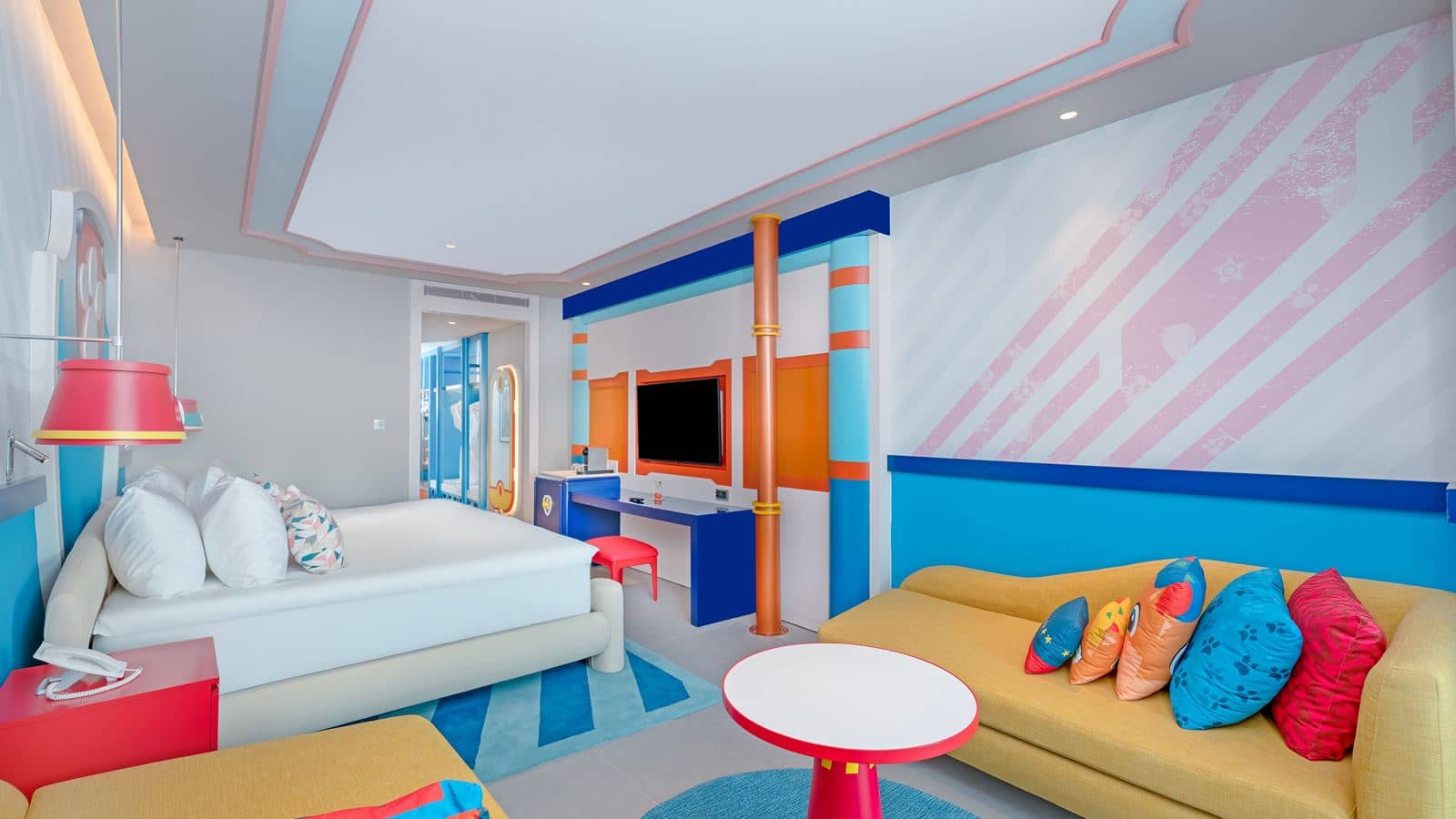 rooms-themed-deluxe-suite