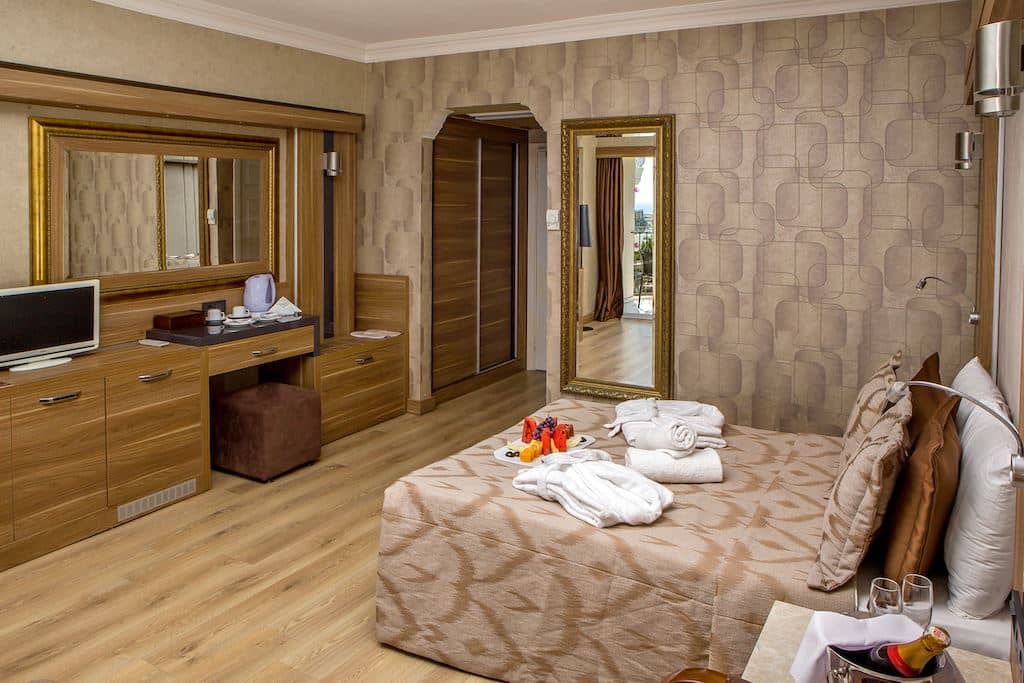 rooms-comfort-family-room